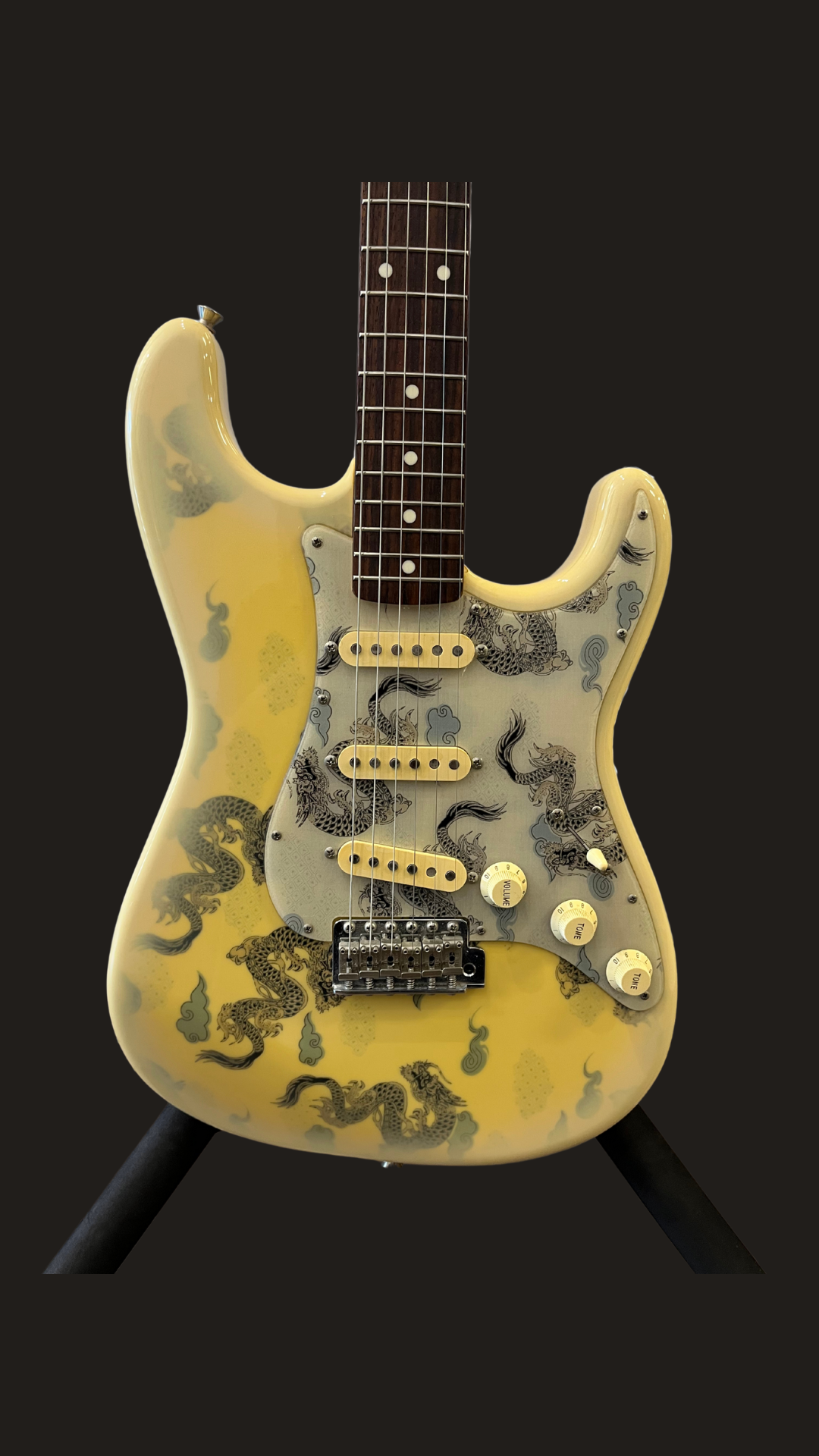 Fender Japan ST-62 SPL-JWH Ltd Edition Dragon