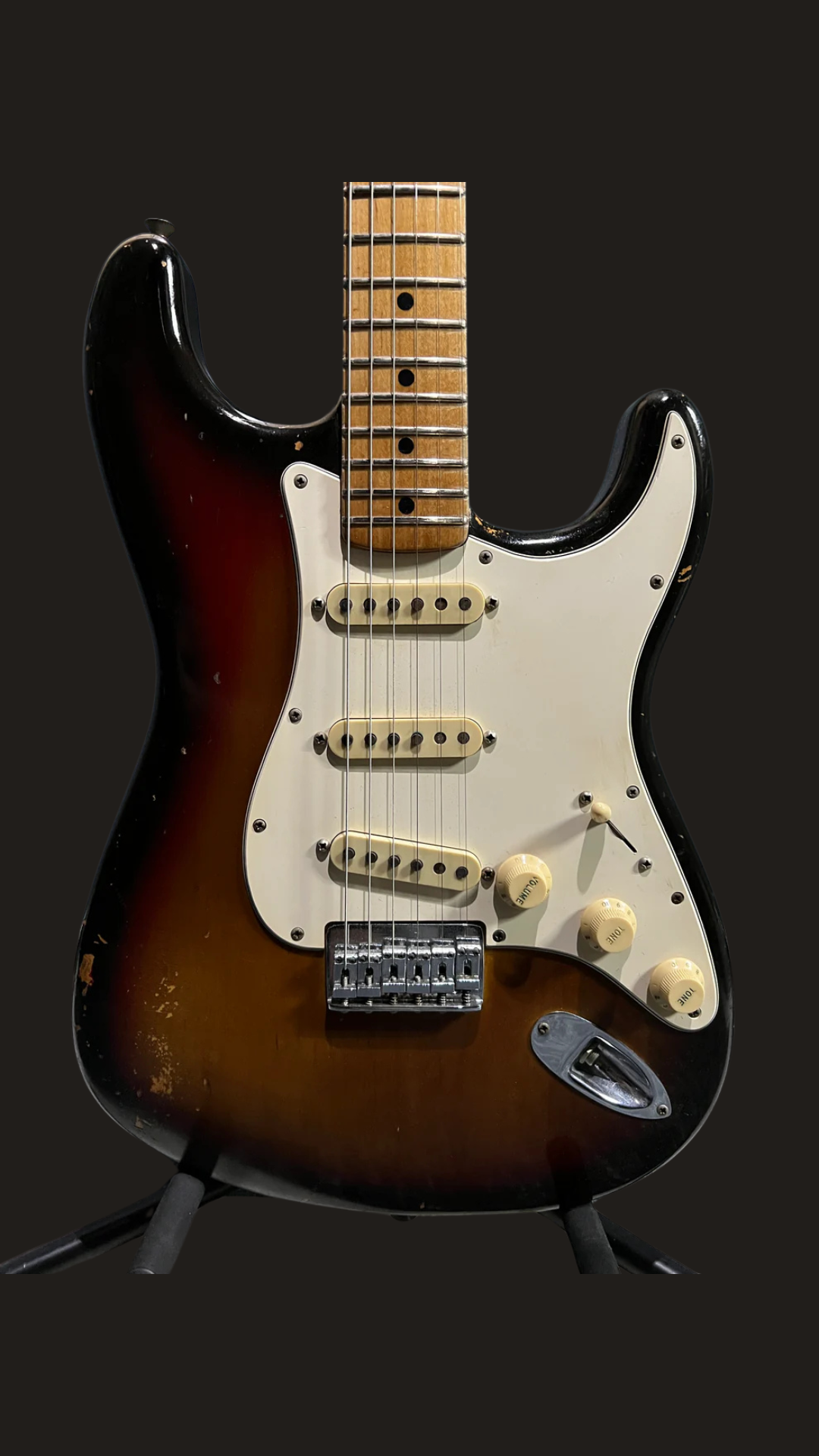 Fender 74's vintage stratocaster hardtail (used)