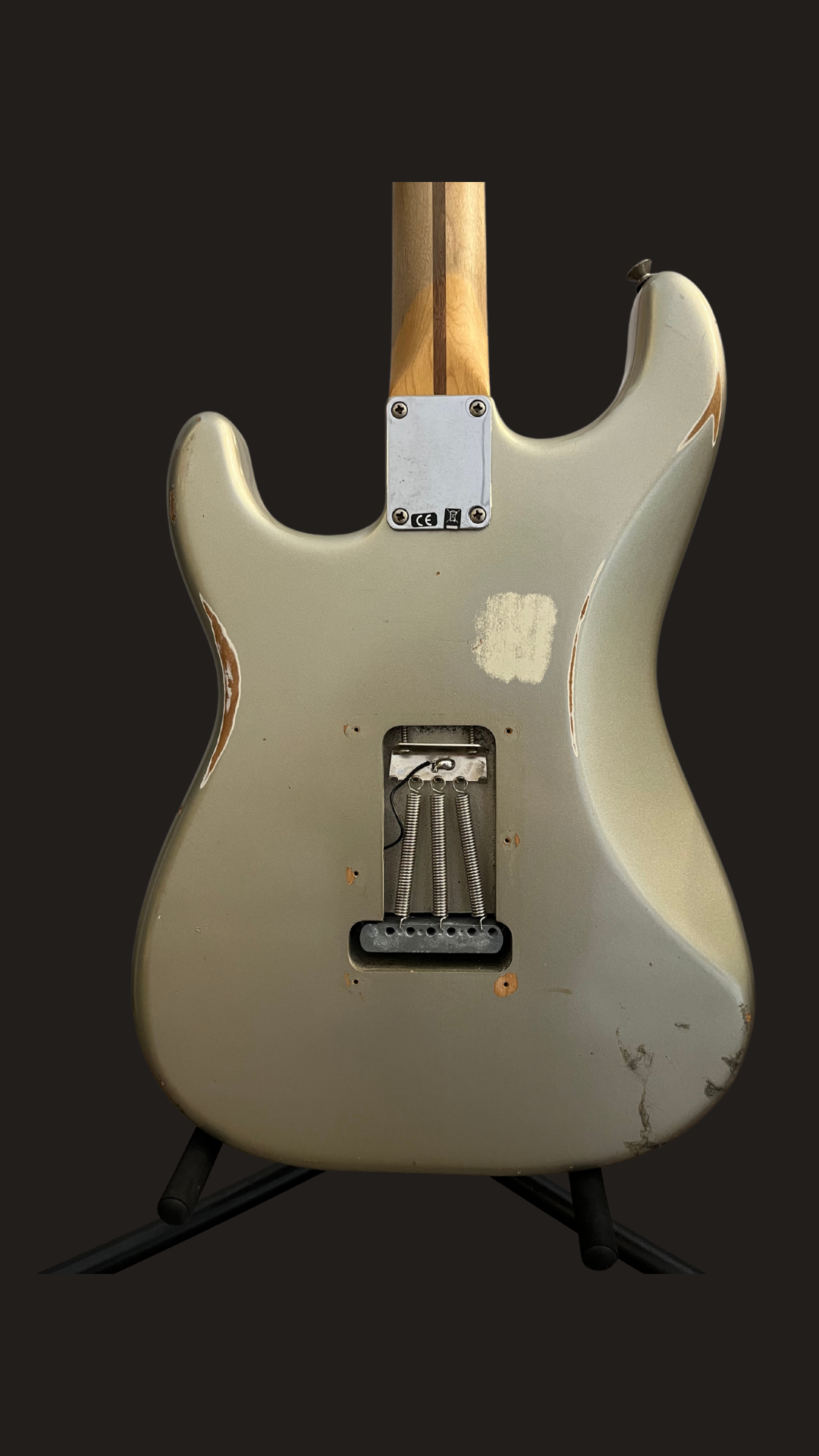 Fender roadworn stratocaster HSS Inca Silver (used)