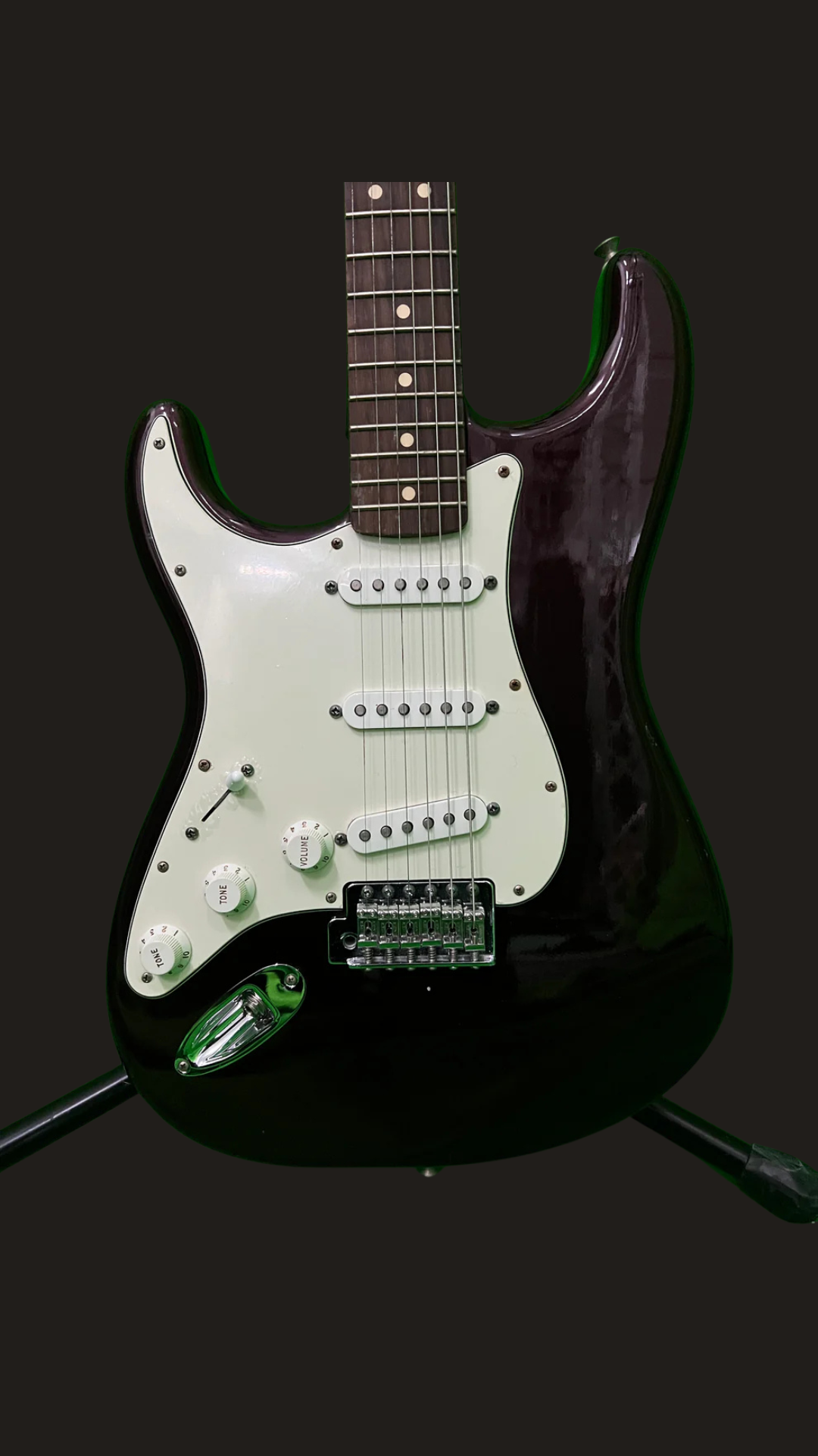 Fender MIM standard stratocaster lefty midnight wine (used)