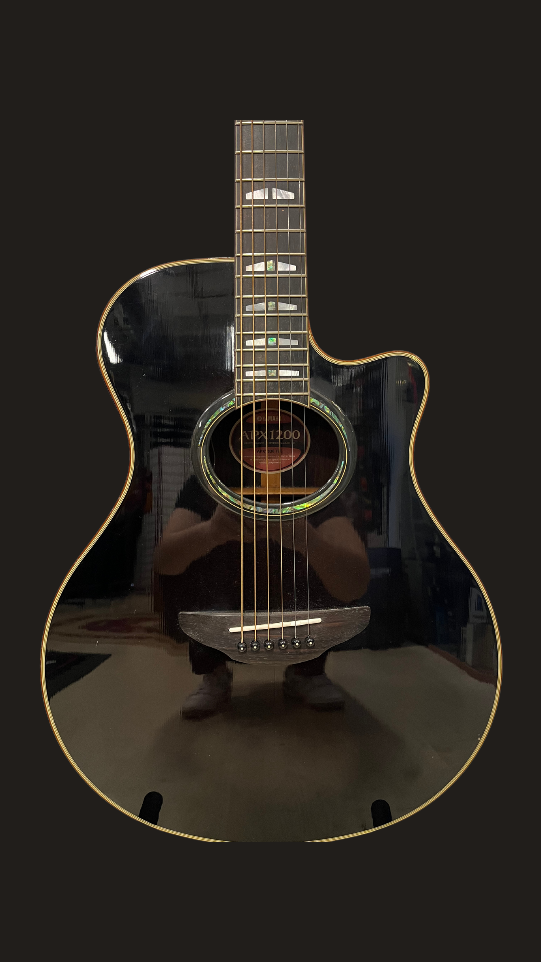 Yamaha APX 1200 electric acoustic black finish (used)
