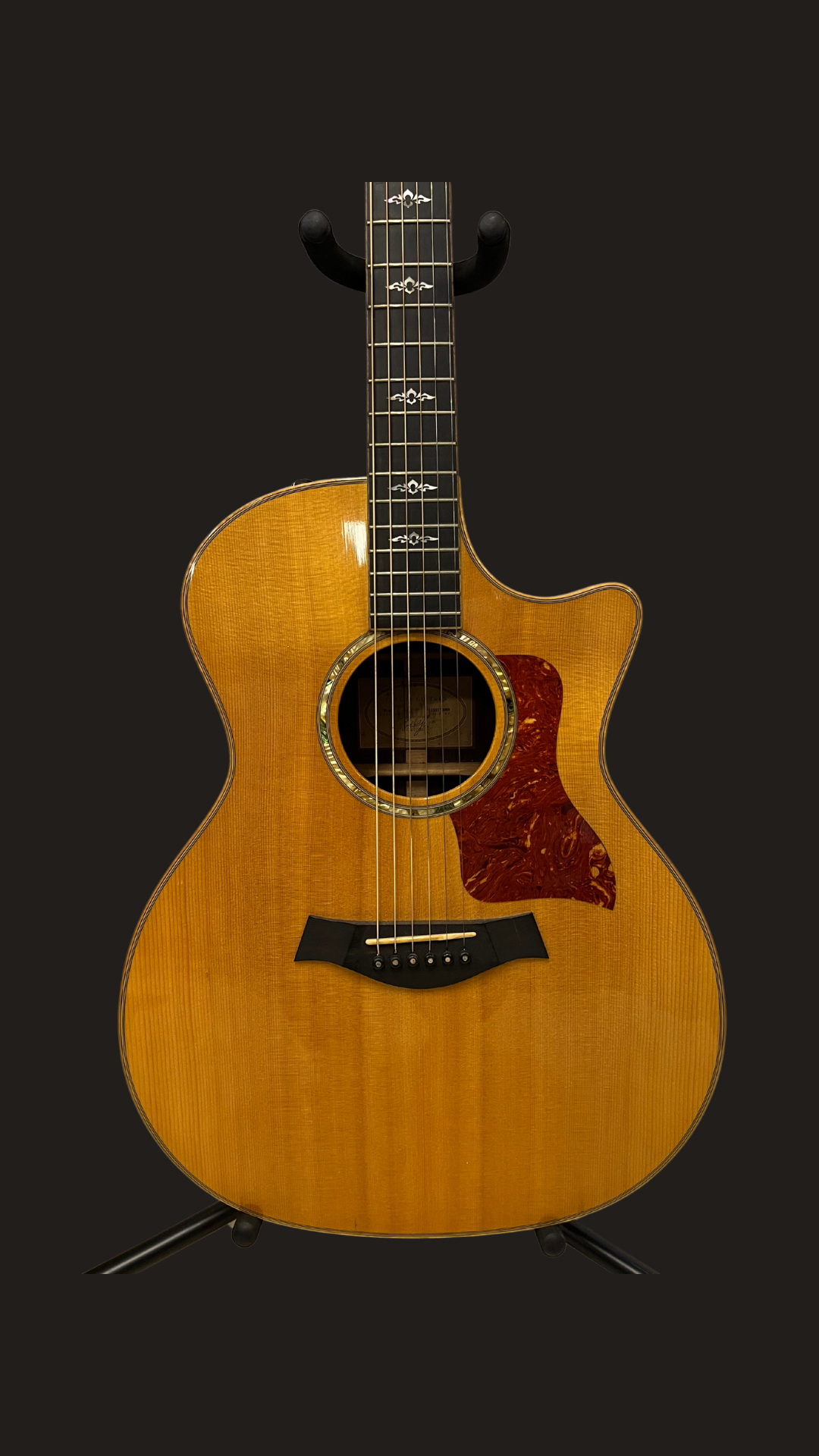 Taylor 814 CE 2010 (used)