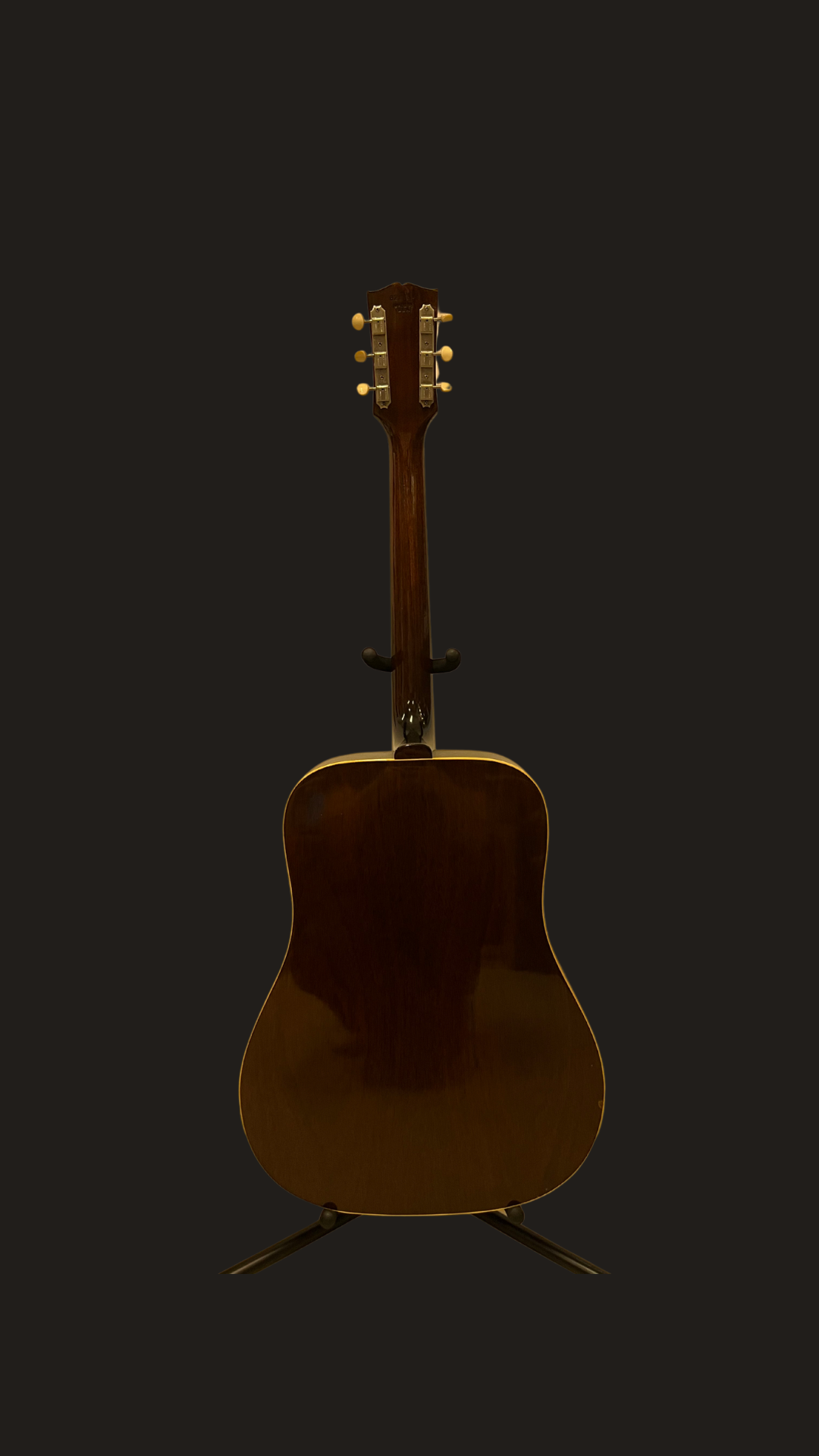 Gibson J-45 Deluxe square body vintage (used)