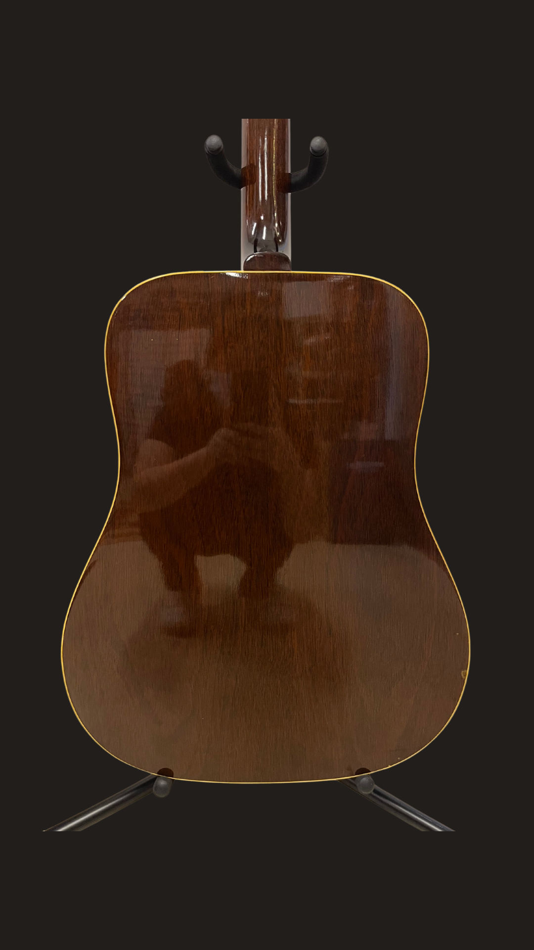 Gibson J-45 Deluxe square body vintage (used)