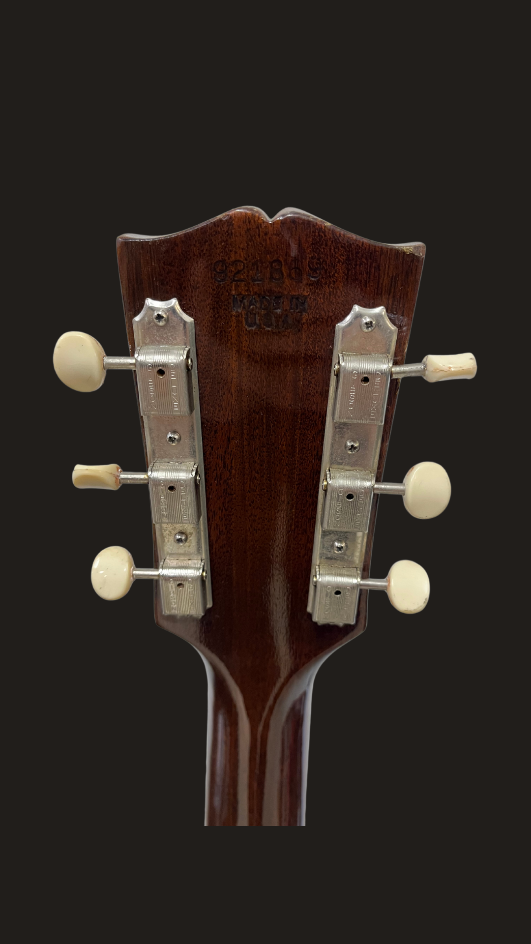 Gibson J-45 Deluxe square body vintage (used)
