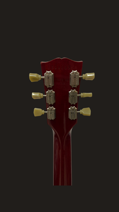 Gibson les paul classic trans red (used)