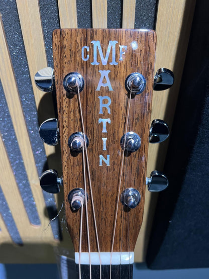 Martin Dwight Yoakam DD-28 Signature #43 2018