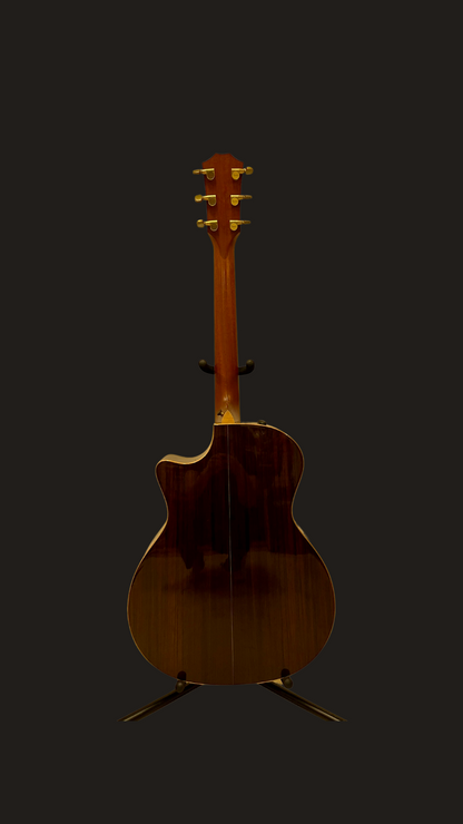 Taylor 814 CE 2010 (used)