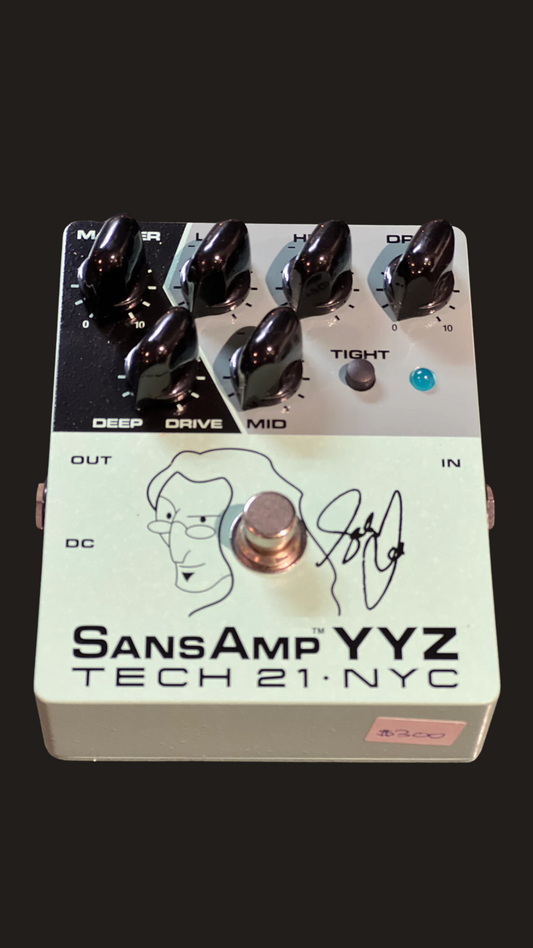 Tech 21 Geddy Lee YYZ Signature