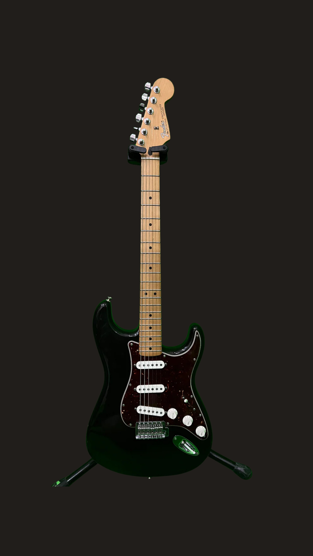 Fender MIM deluxe roadhouse stratocaster (used)