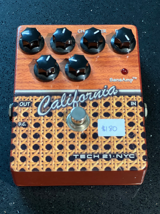 Tech 21 sans amp california (used)