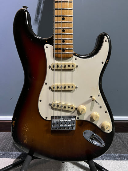 Fender 74's vintage stratocaster hardtail (used)