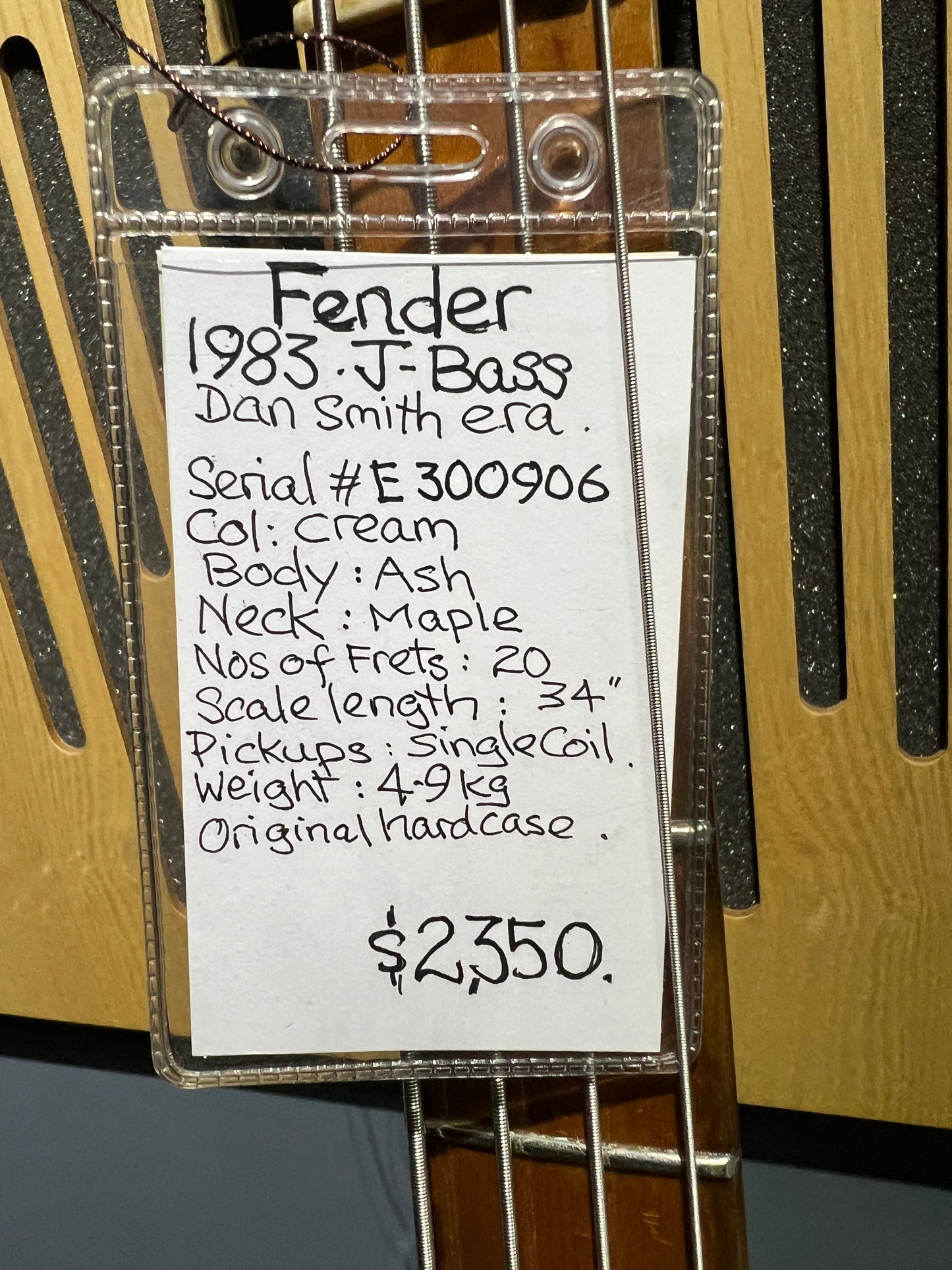 Fender 1983 j bass (used)