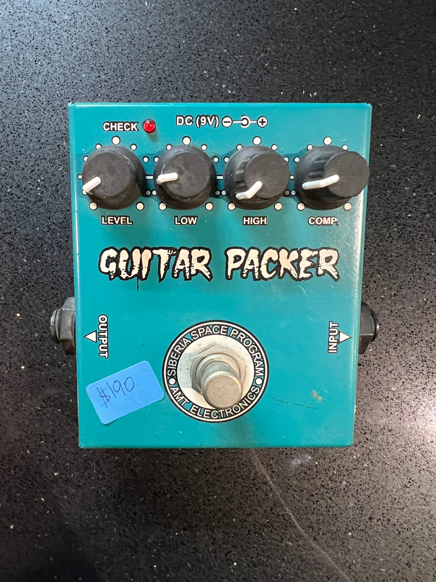 AMT Guitar picker