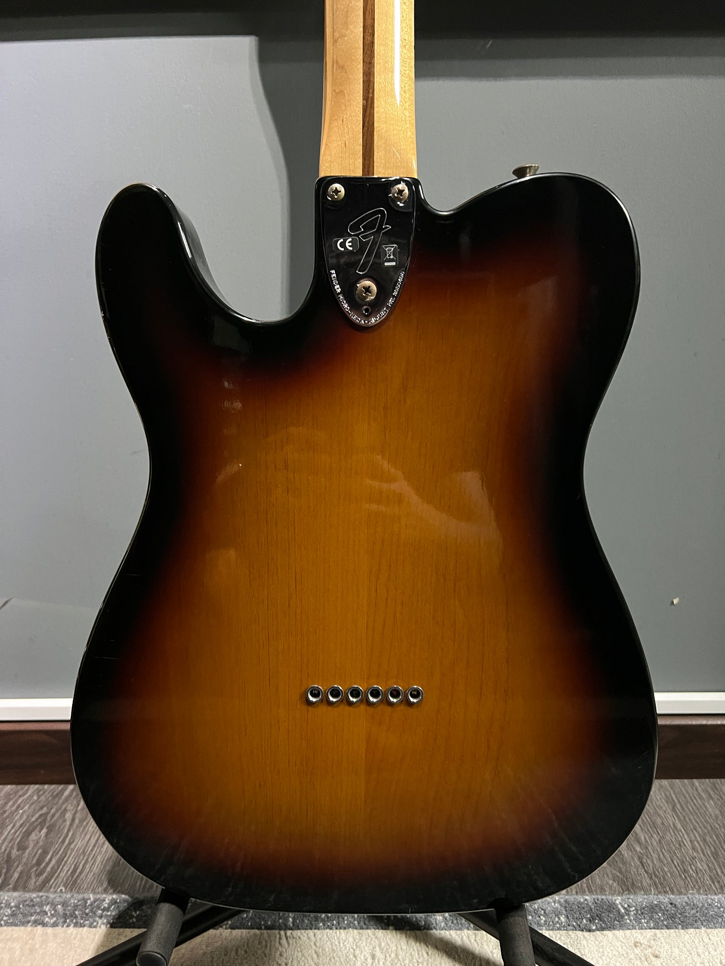 Fender MIM classic series 72 telecaster sunburst (used)